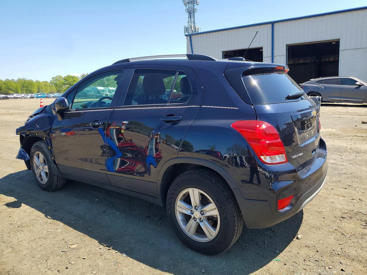 2022 CHEVROLET TRAX 1LT photo 3