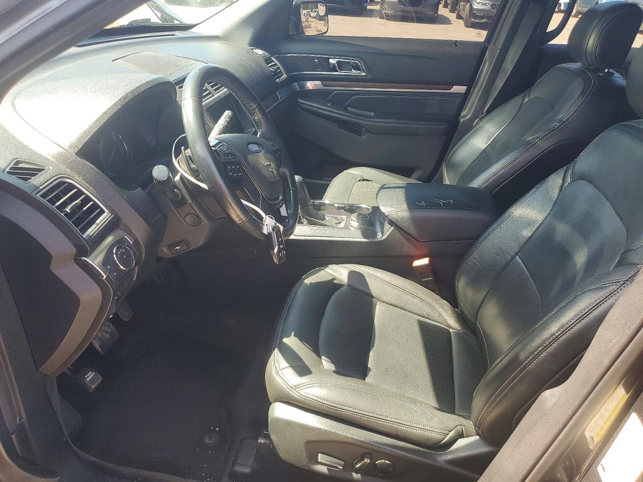 2017 FORD EXPLORER LIMITED photo 19