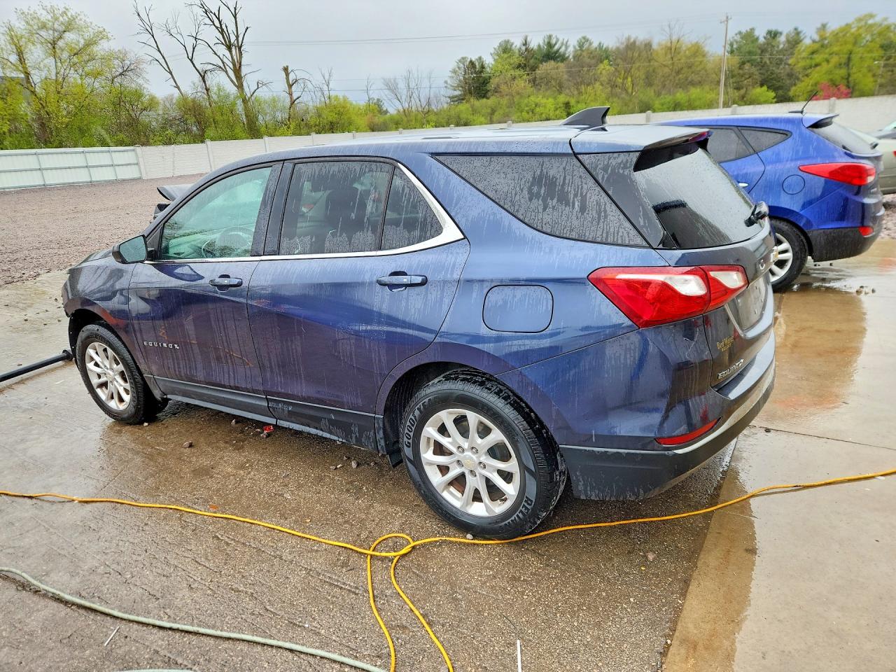 2018 CHEVROLET EQUINOX LT photo 3