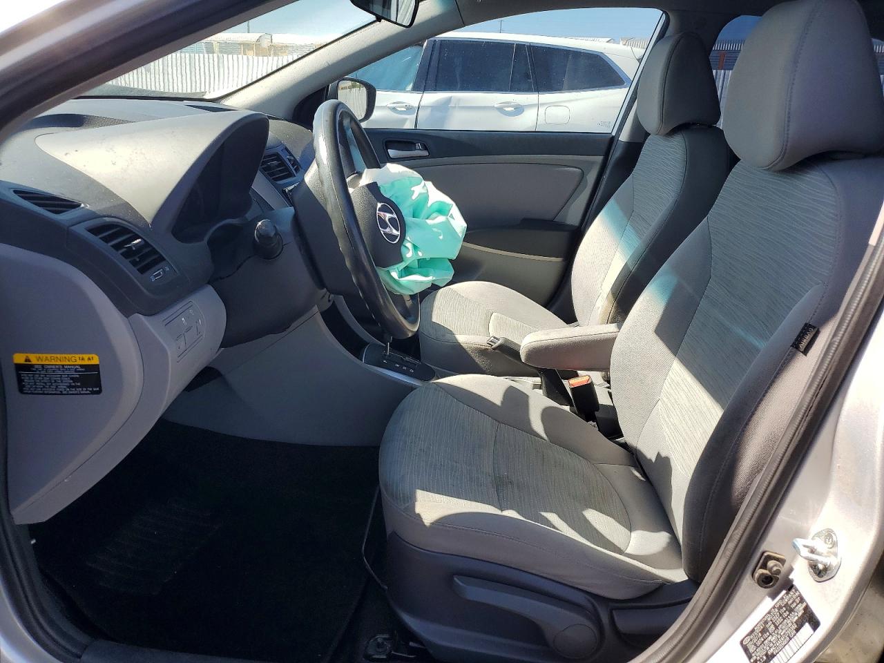 2015 HYUNDAI ACCENT GLS photo 19