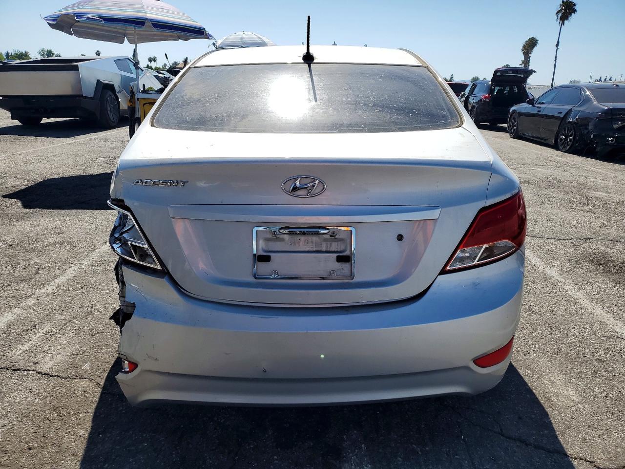 2015 HYUNDAI ACCENT GLS photo 16