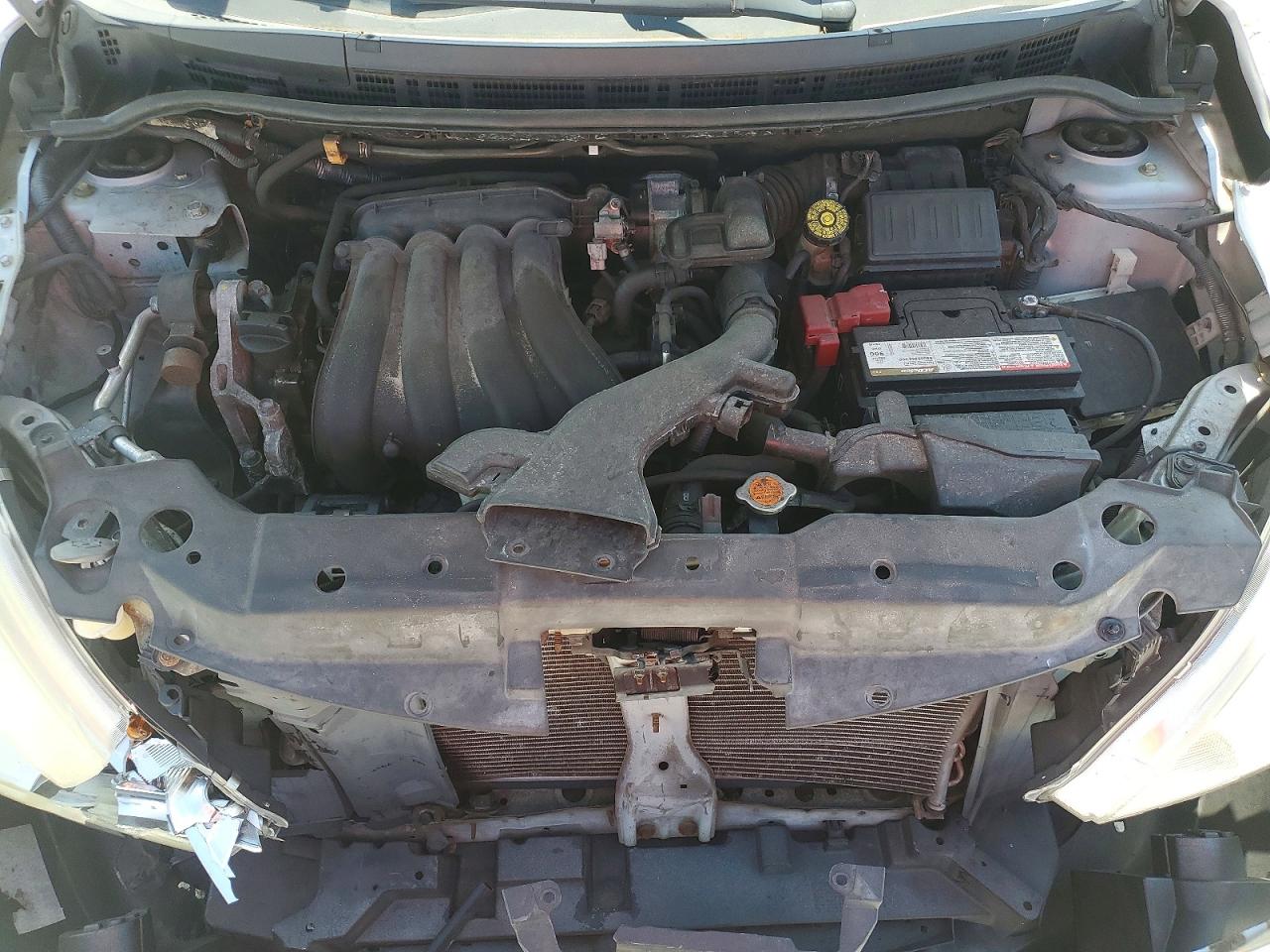 2012 NISSAN VERSA 1.8 S photo 11