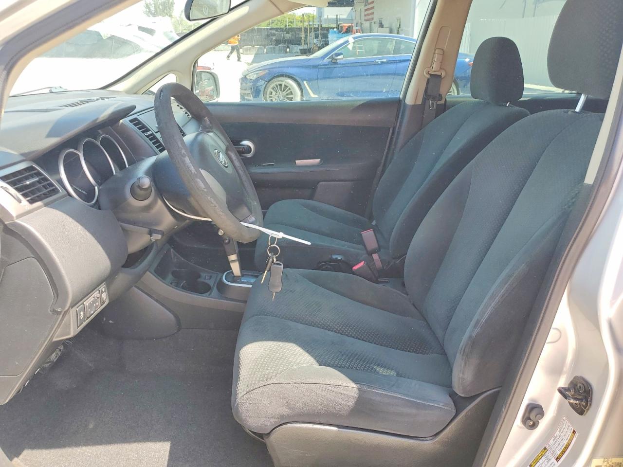 2012 NISSAN VERSA 1.8 S photo 7