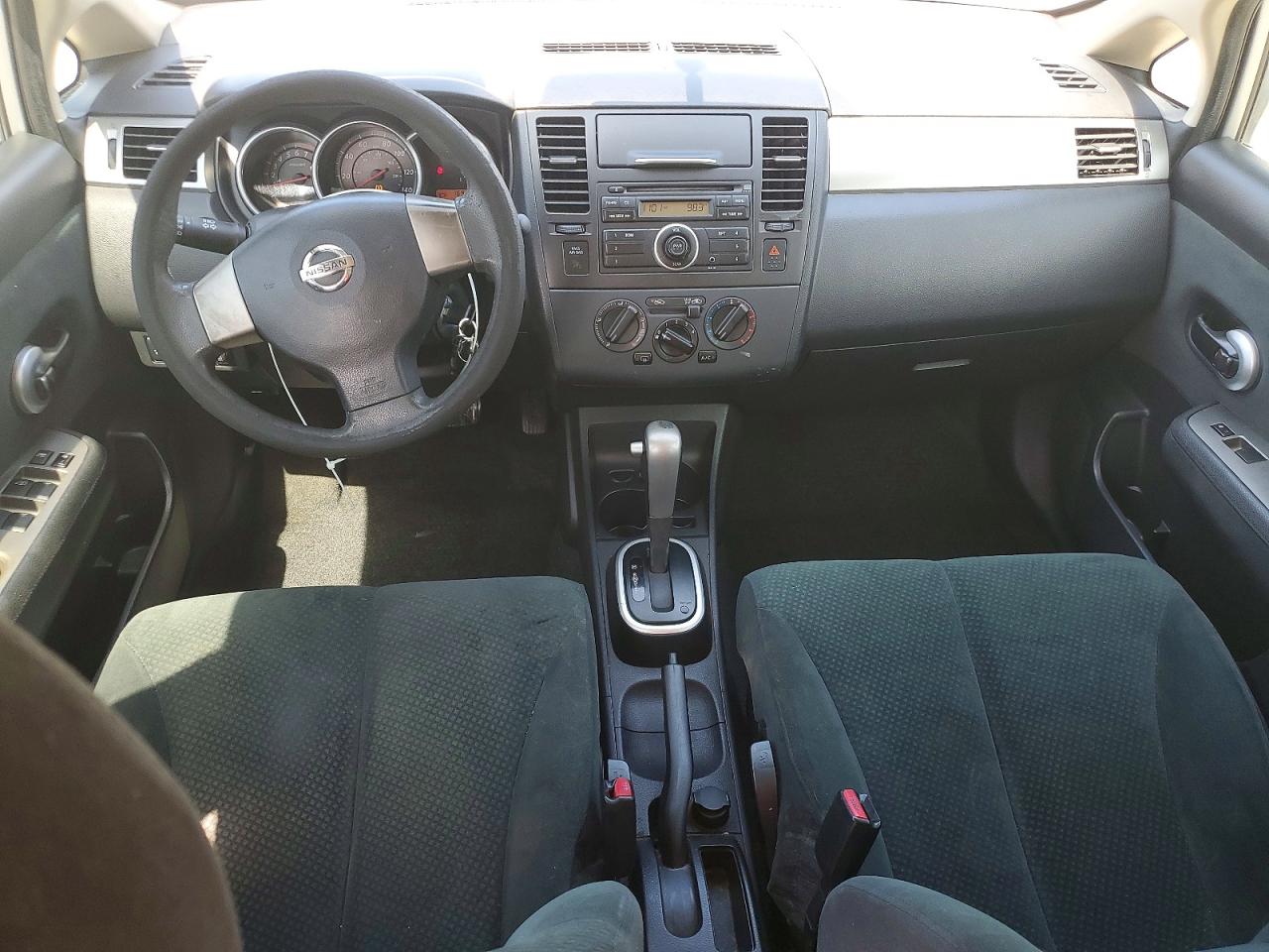 2012 NISSAN VERSA 1.8 S photo 8
