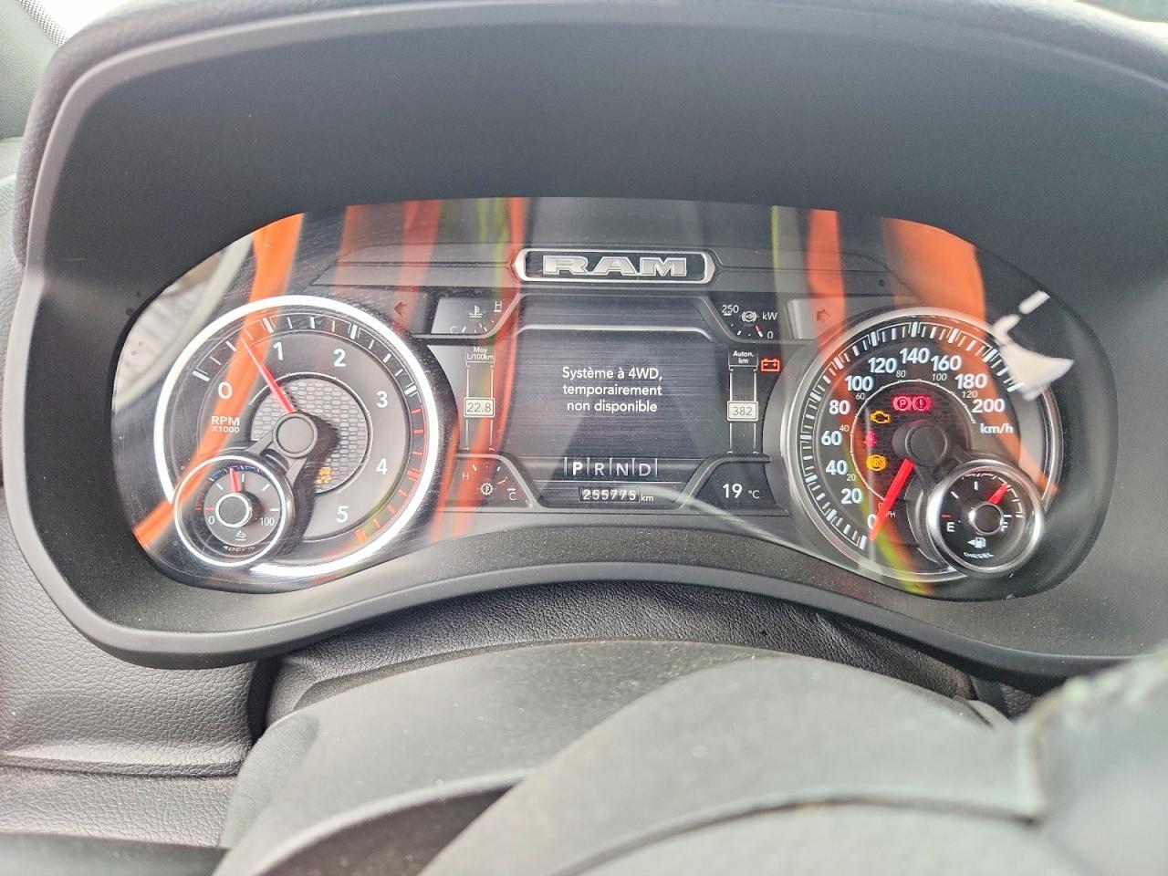2019 RAM 3500 BIG HORN photo 17
