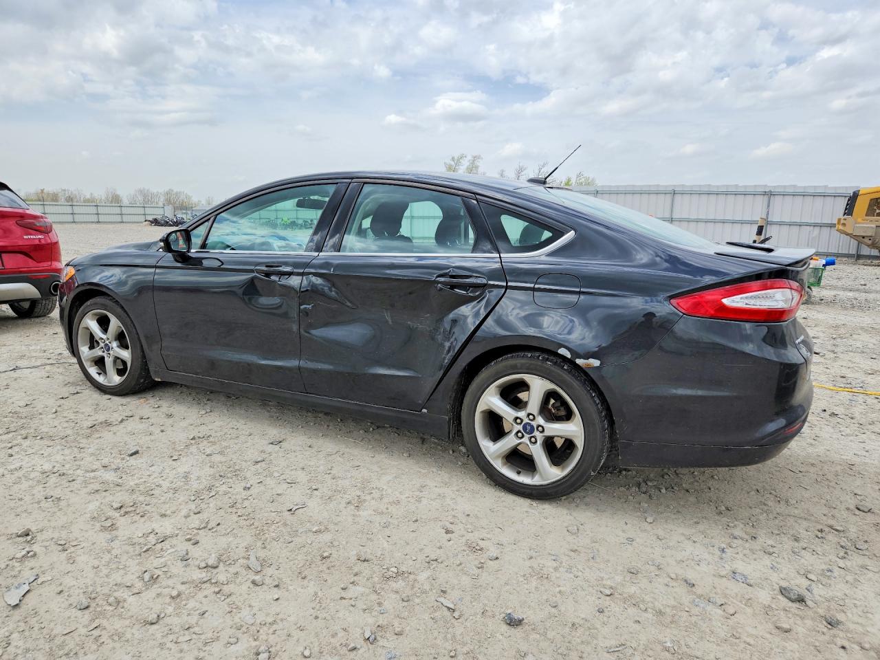 2014 FORD FUSION SE photo 4