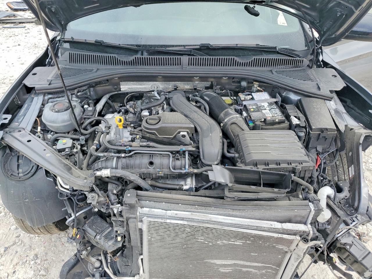 2025 VOLKSWAGEN JETTA SPORT photo 21