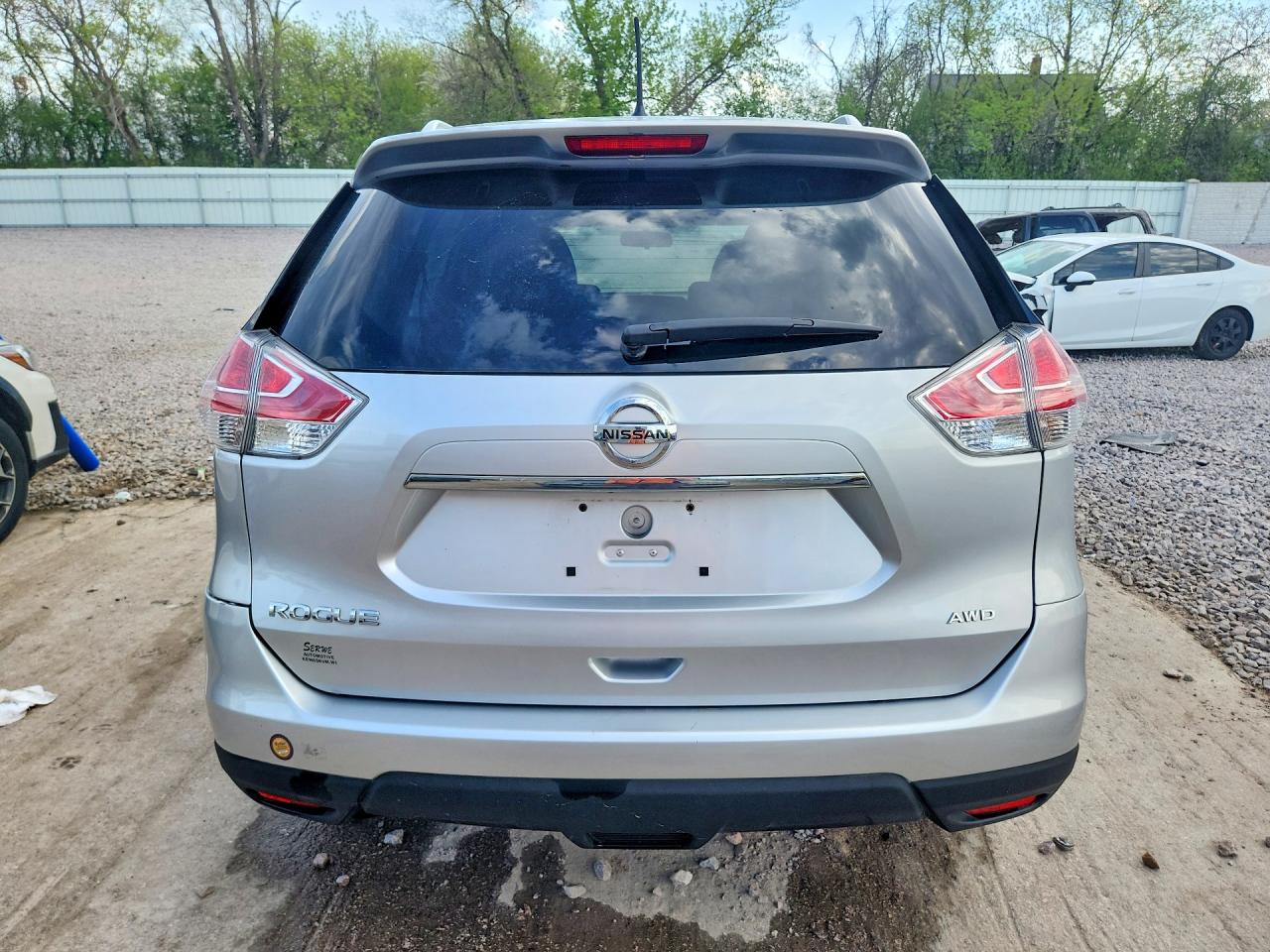 2016 NISSAN ROGUE S photo 11