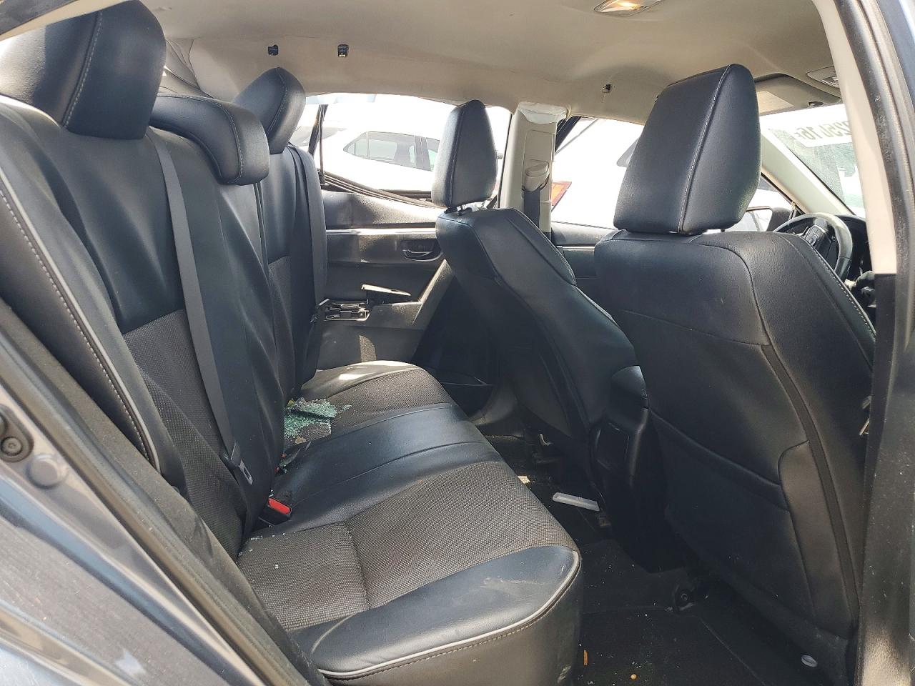 2014 TOYOTA COROLLA S PLUS photo 28