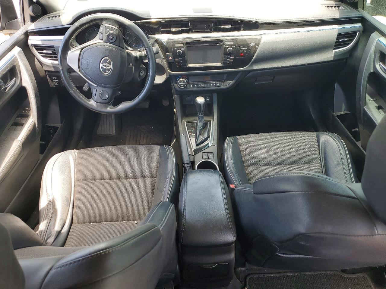 2014 TOYOTA COROLLA S PLUS photo 22