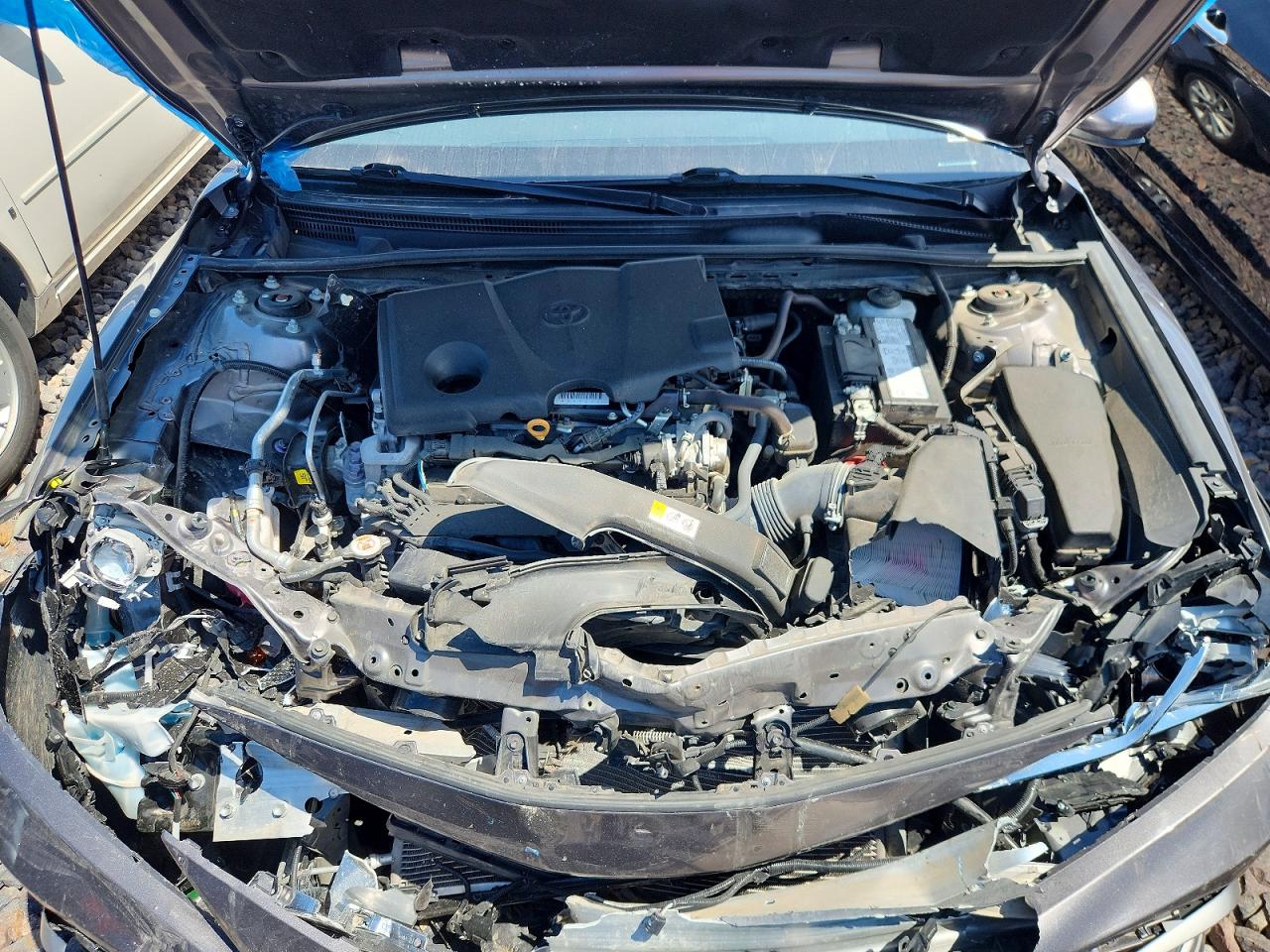2023 TOYOTA CAMRY LE photo 31