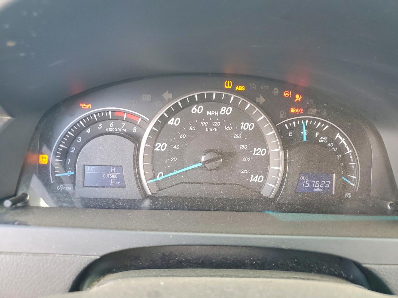 2015 TOYOTA CAMRY LE photo 9