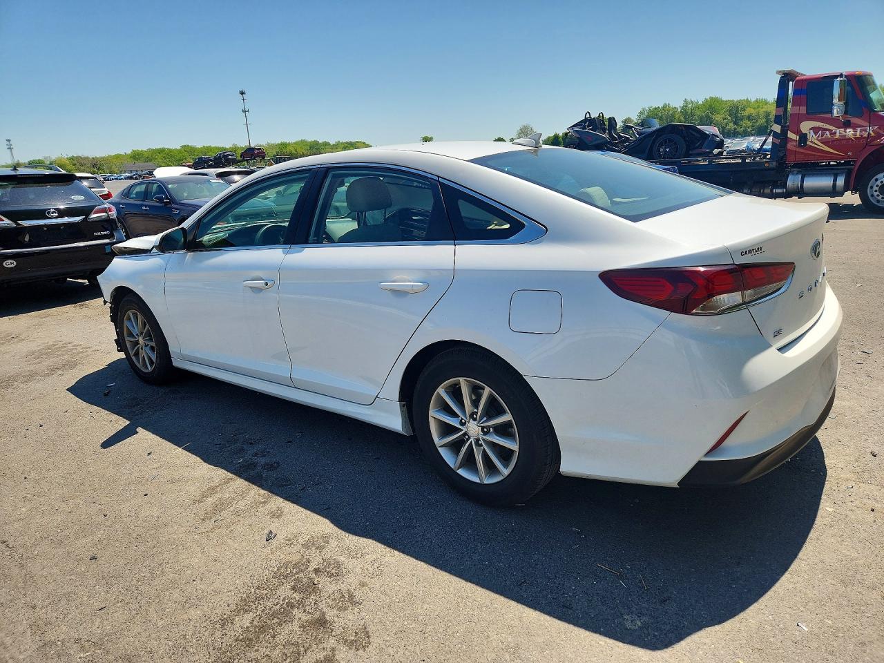 2018 HYUNDAI SONATA SE photo 2