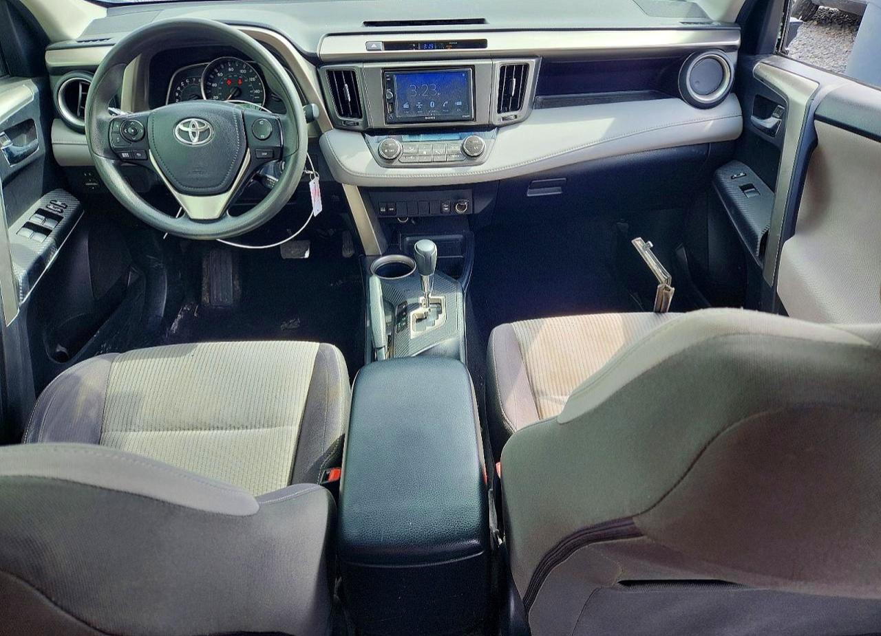 2014 TOYOTA RAV4 XLE photo 15
