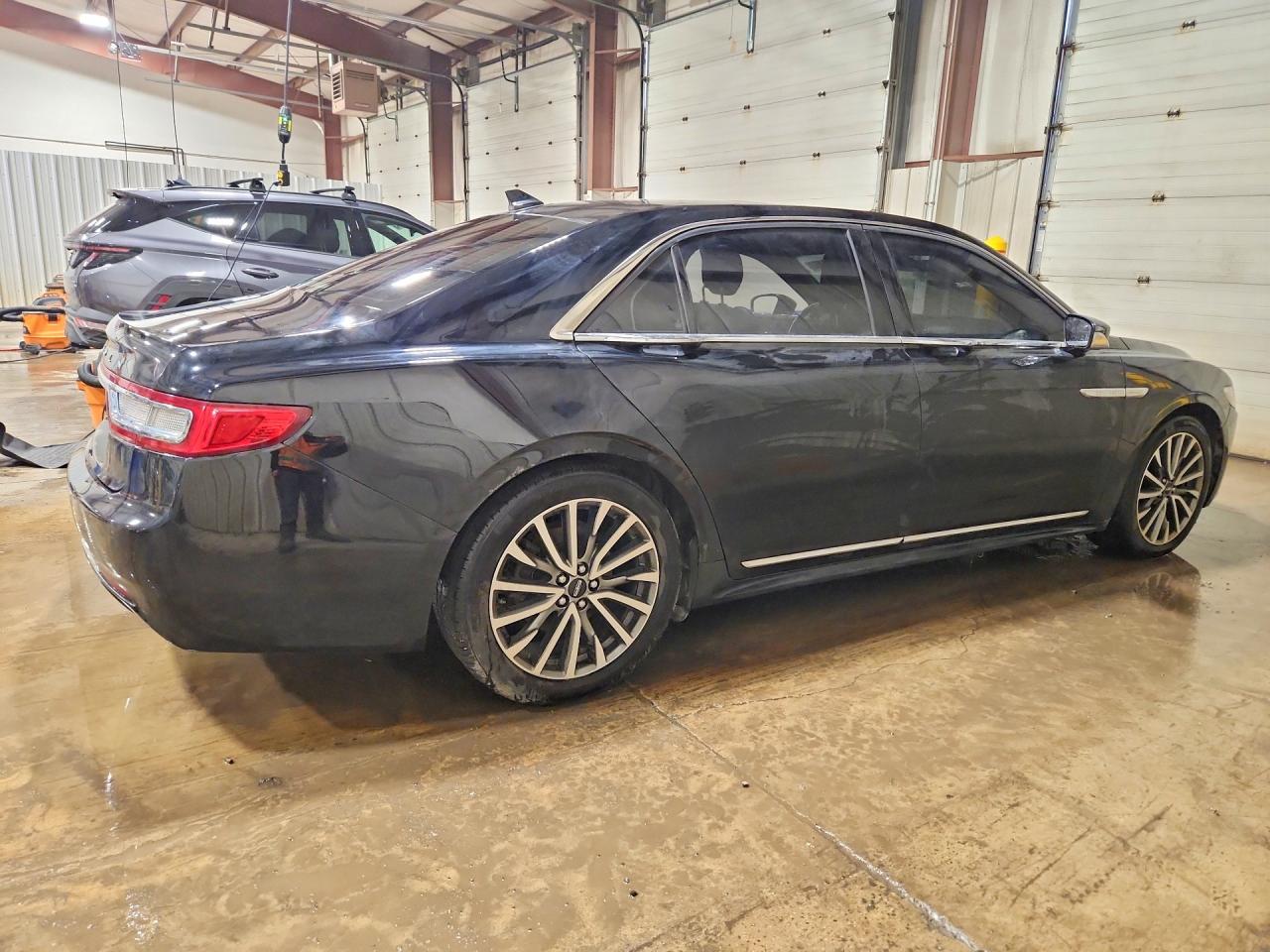 2018 LINCOLN CONTINENTAL SELECT photo 7