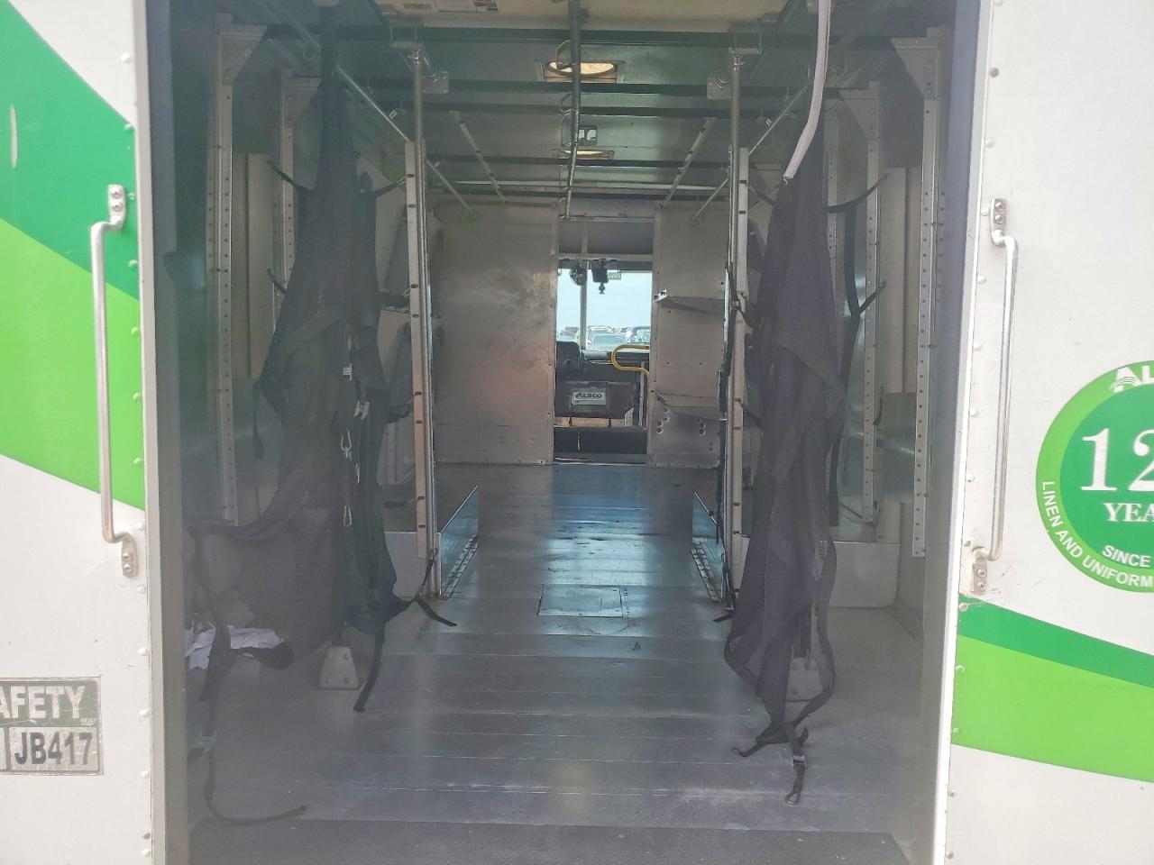 2015 FORD F59 DELIVERY TRUCK photo 10