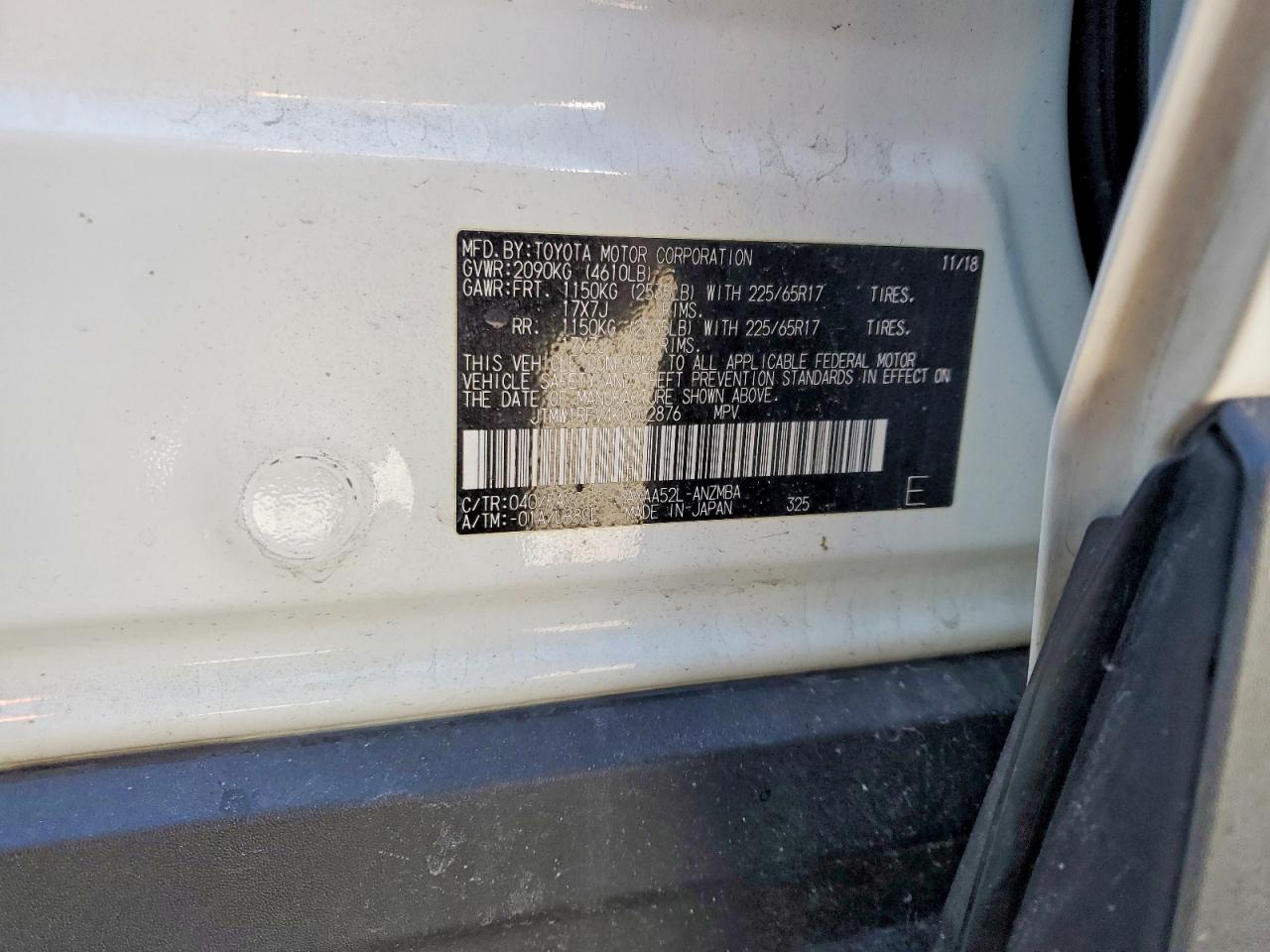 2019 TOYOTA RAV4 XLE photo 25