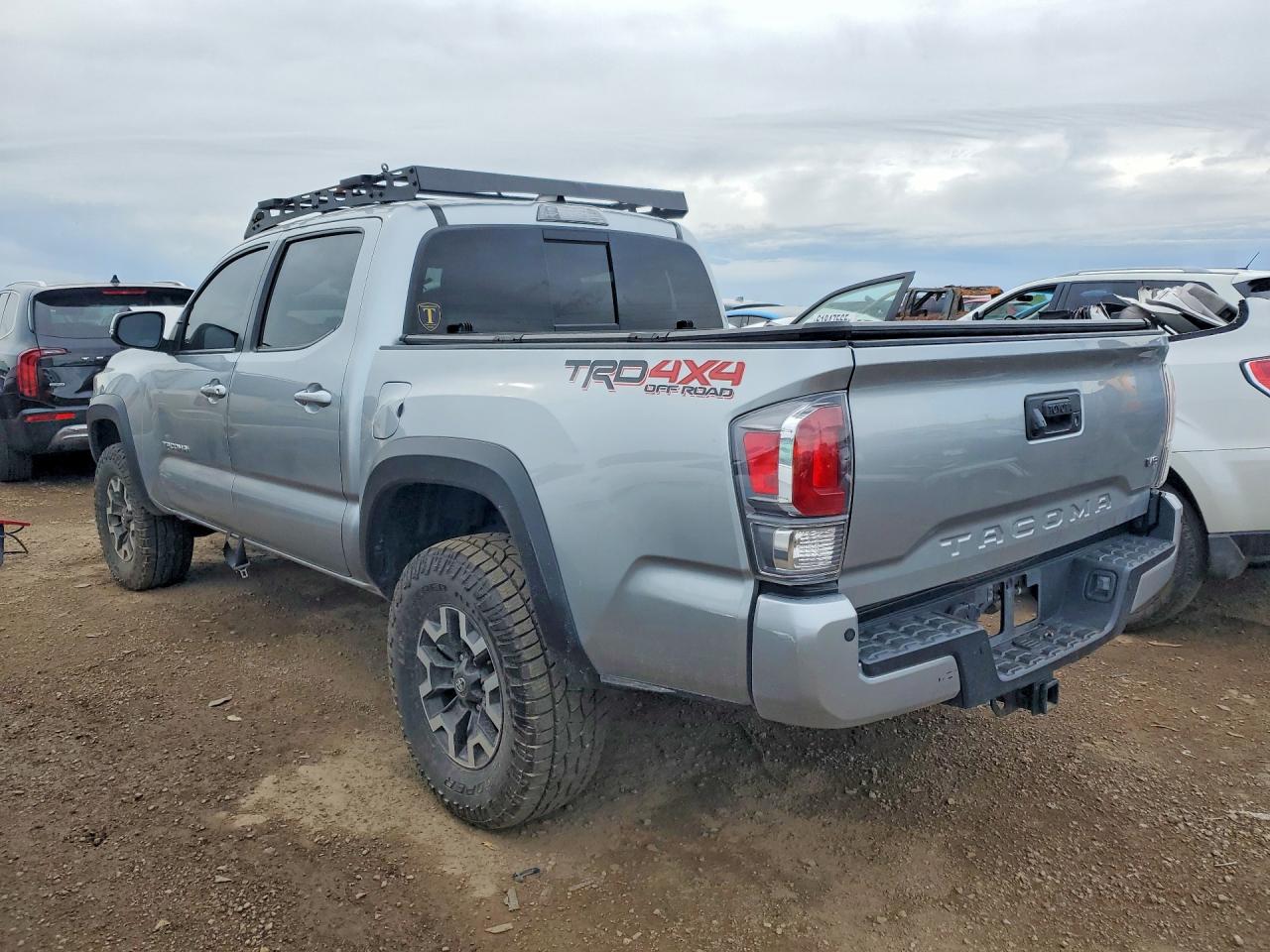 2022 TOYOTA TACOMA TRD OFF-ROAD photo 2