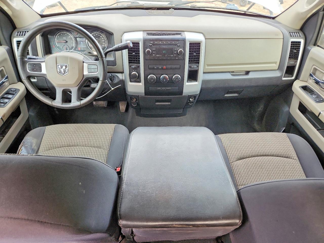 2010 DODGE RAM 1500 photo 22