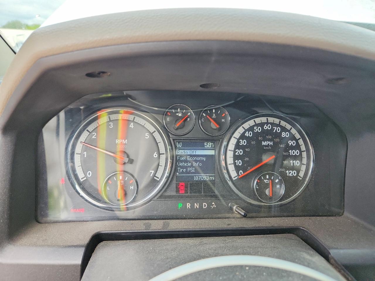 2010 DODGE RAM 1500 photo 25