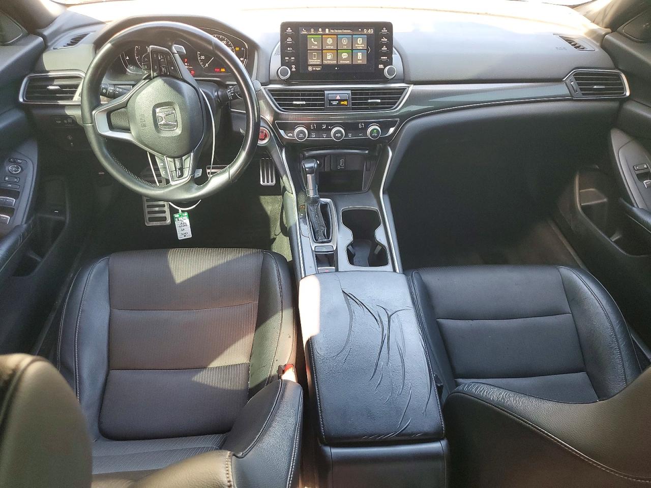 2018 HONDA ACCORD SPORT photo 22