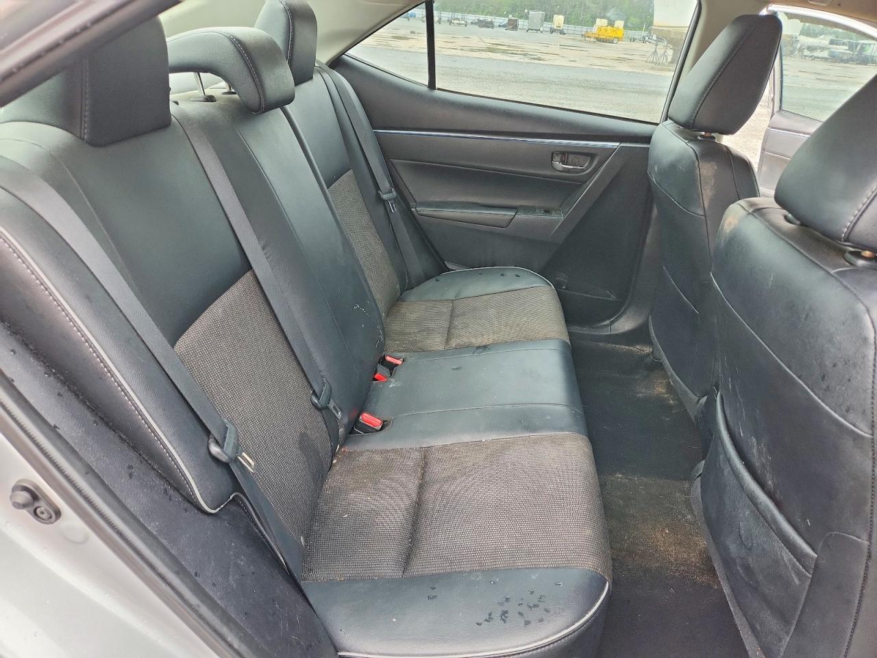 2014 TOYOTA COROLLA S PLUS photo 19