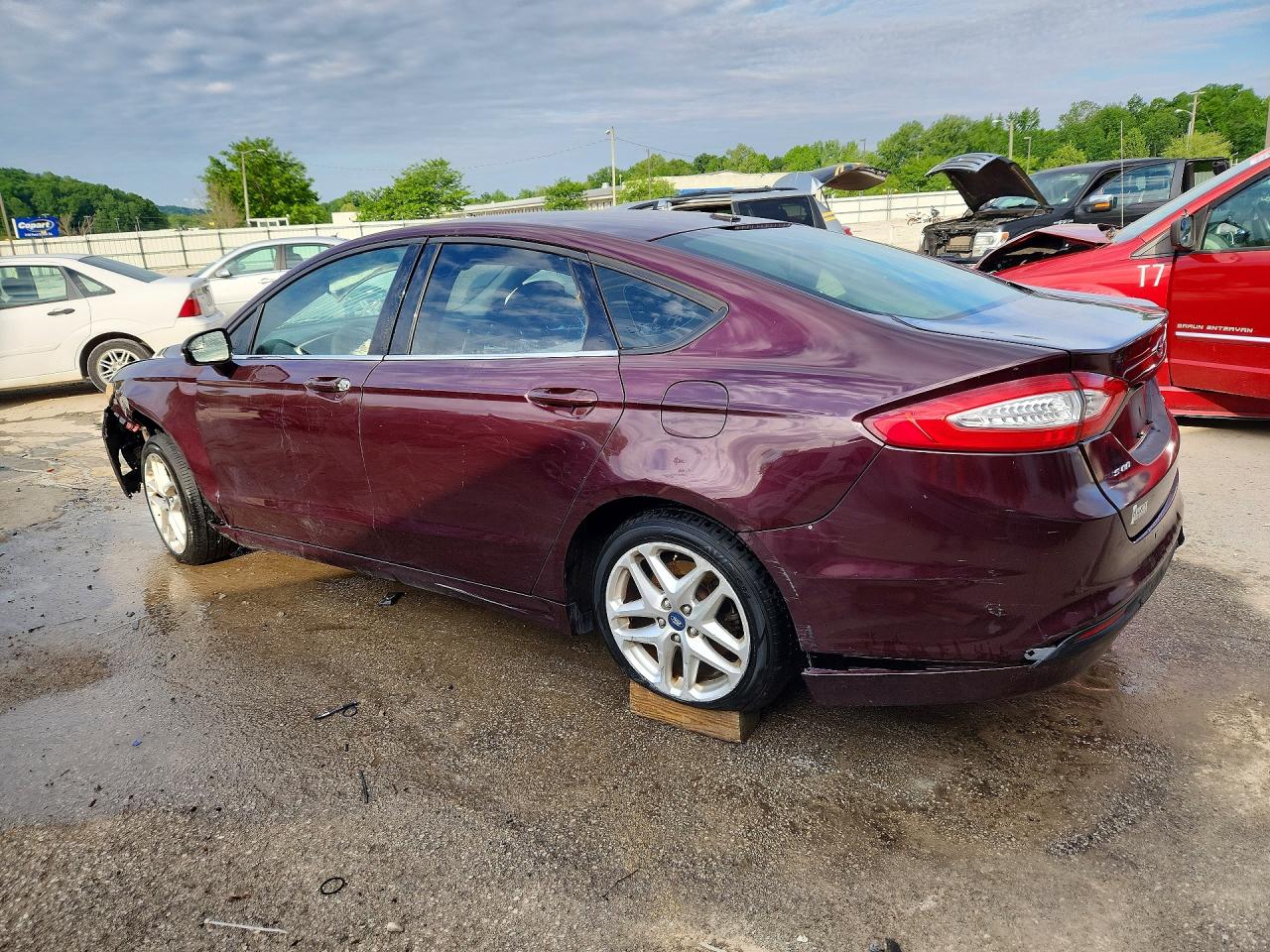 2013 FORD FUSION SE photo 4