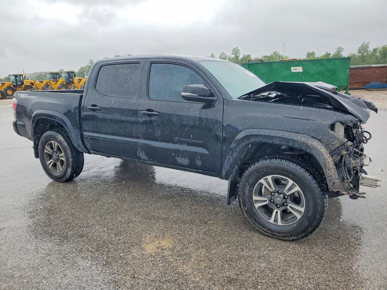 2019 TOYOTA TACOMA TRD SPORT photo 10