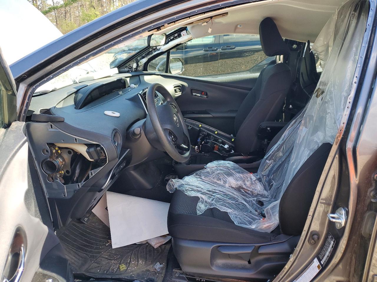 2019 TOYOTA PRIUS LE AWD-E photo 13