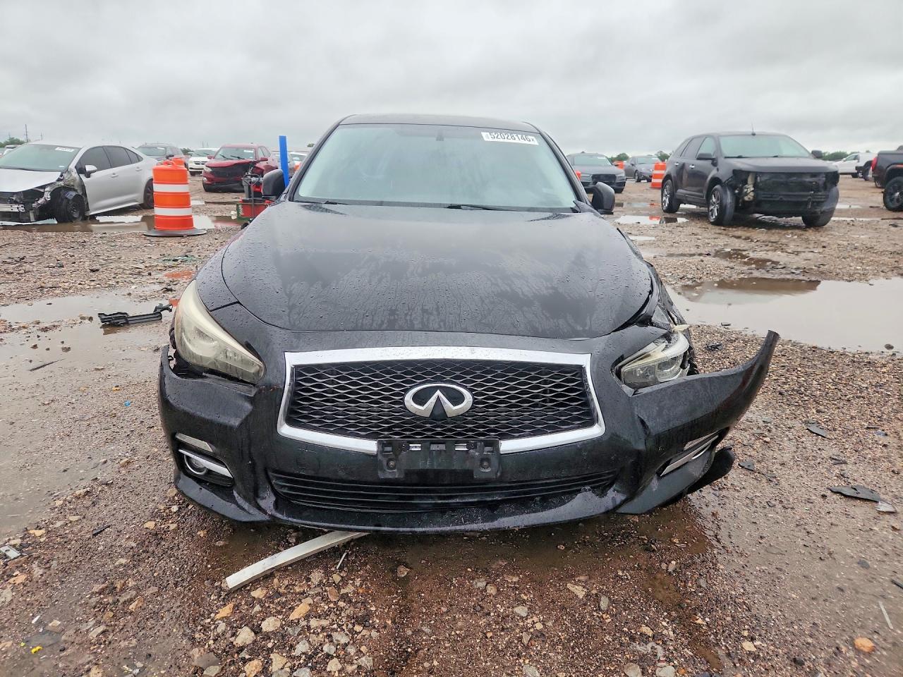2015 INFINITI Q50 photo 5
