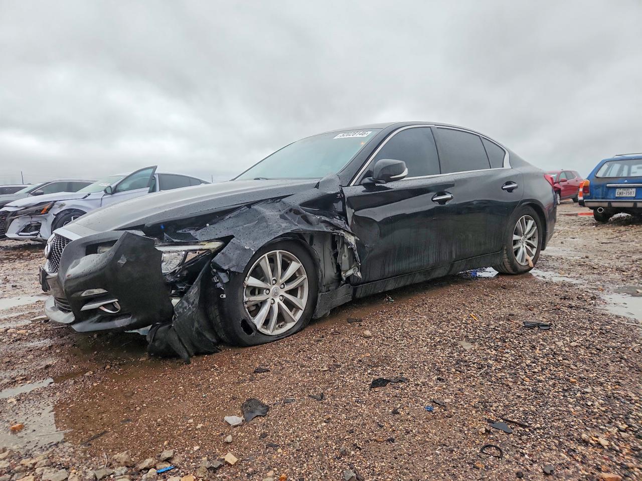 2015 INFINITI Q50