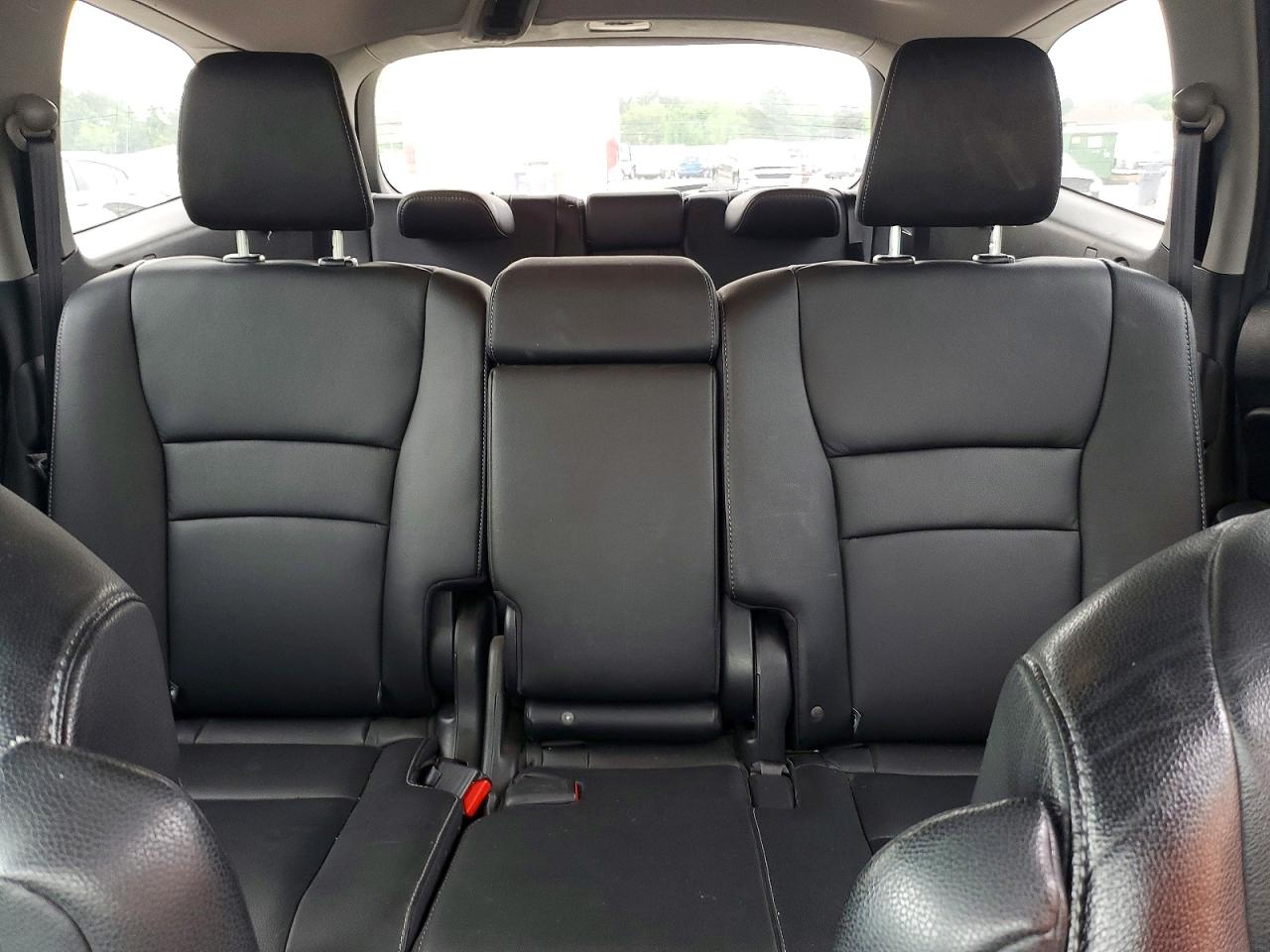 2016 HONDA PILOT EXL photo 19