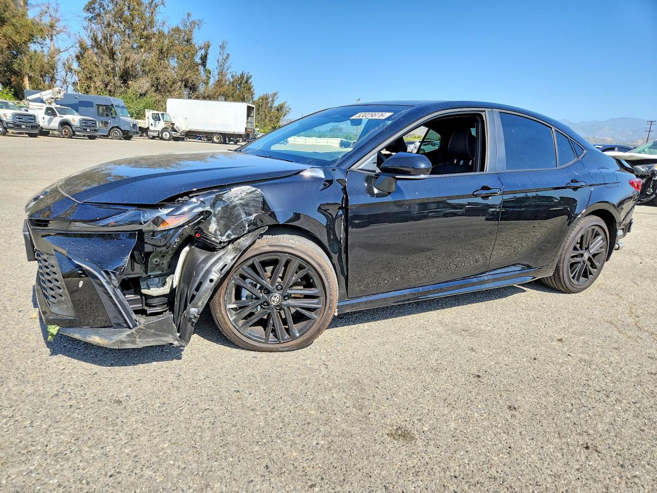 2025 TOYOTA CAMRY