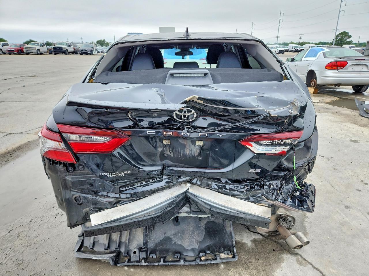 2024 TOYOTA CAMRY SE photo 11