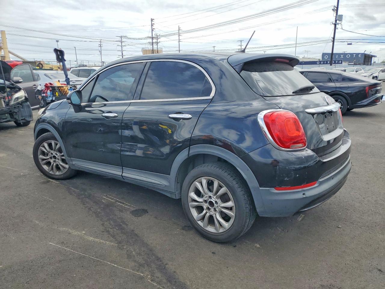 2016 FIAT 500X LOUNGE photo 3