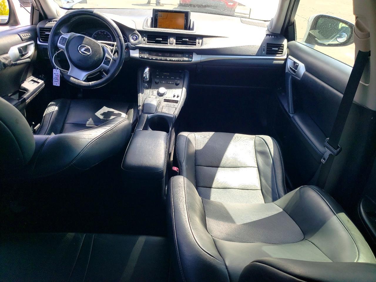 2012 LEXUS CT 200 photo 22