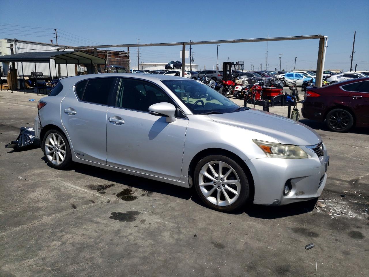 2012 LEXUS CT 200 photo 10