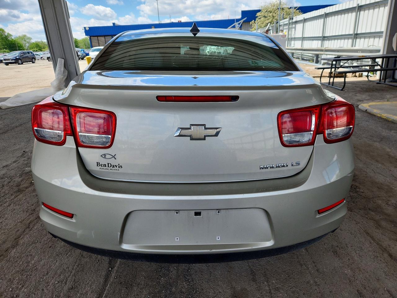 2014 CHEVROLET MALIBU LS photo 11