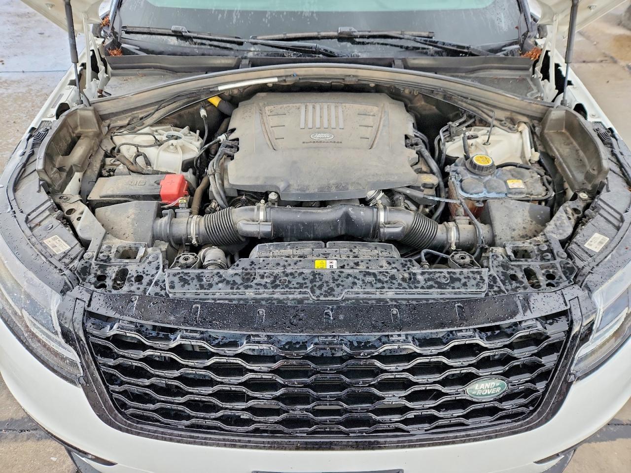 2018 LAND ROVER RANGE ROVER VELAR R-DYNAMIC HSE photo 23