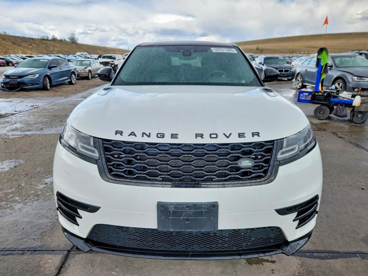 2018 LAND ROVER RANGE ROVER VELAR R-DYNAMIC HSE photo 9