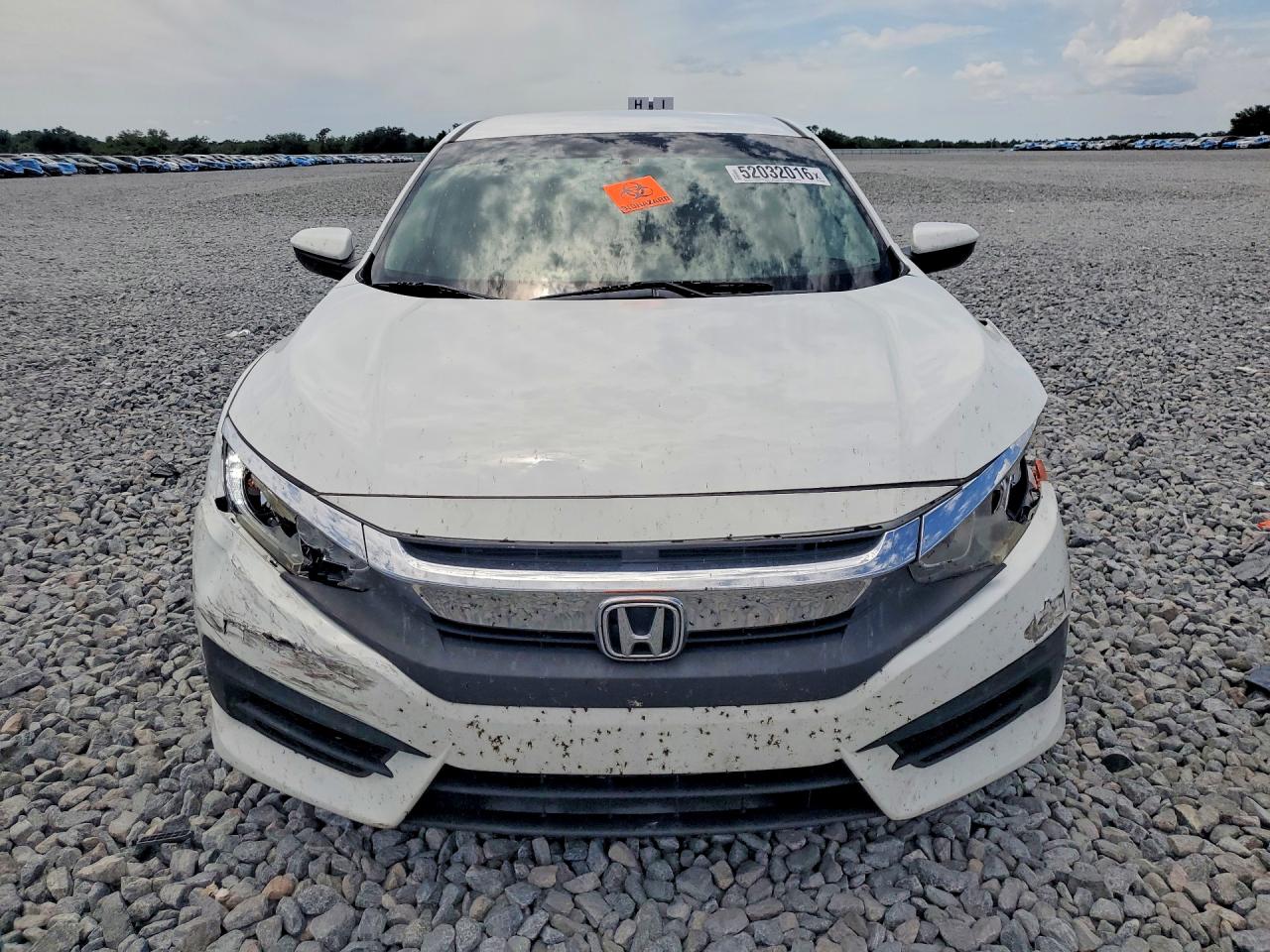 2017 HONDA CIVIC LX photo 9