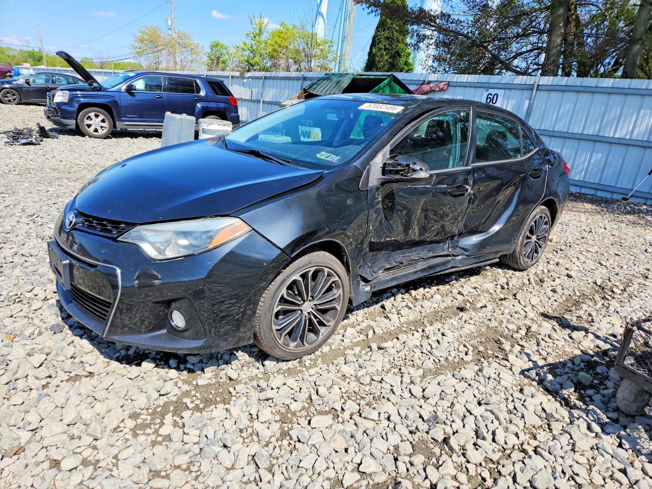 2015 TOYOTA COROLLA