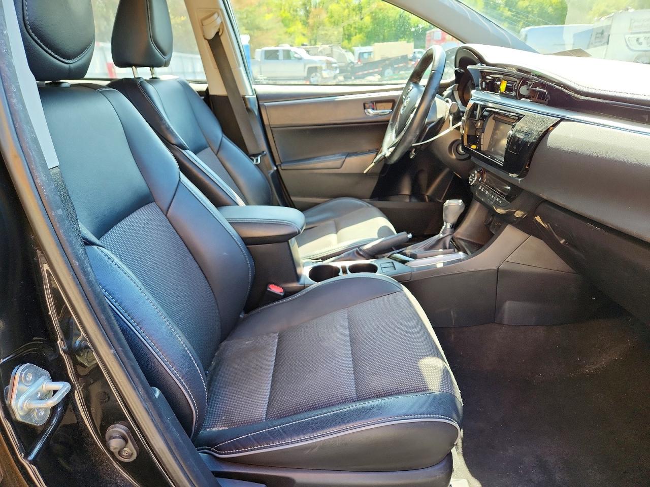 2015 TOYOTA COROLLA S PLUS photo 7