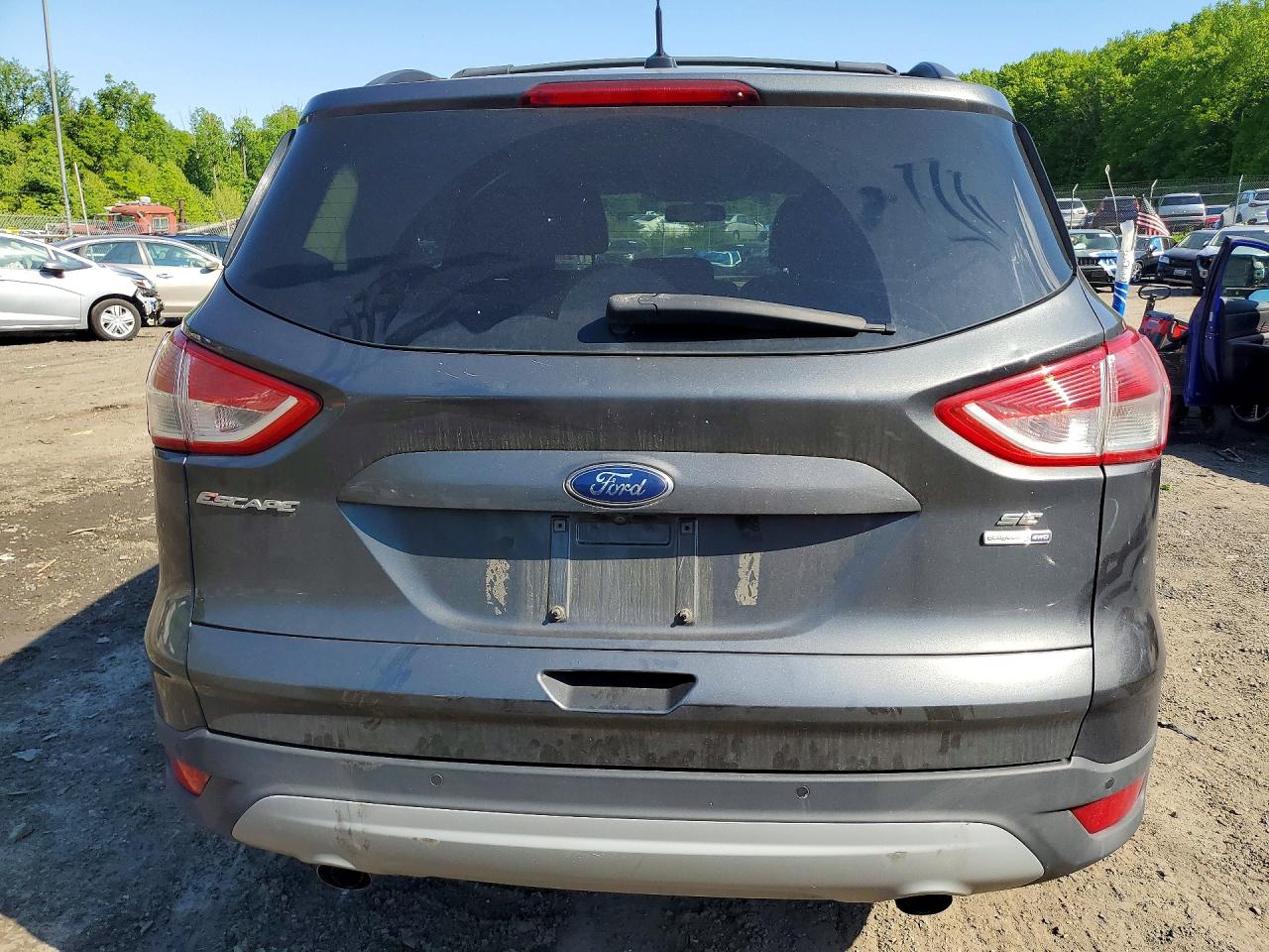 2016 FORD ESCAPE SE photo 11