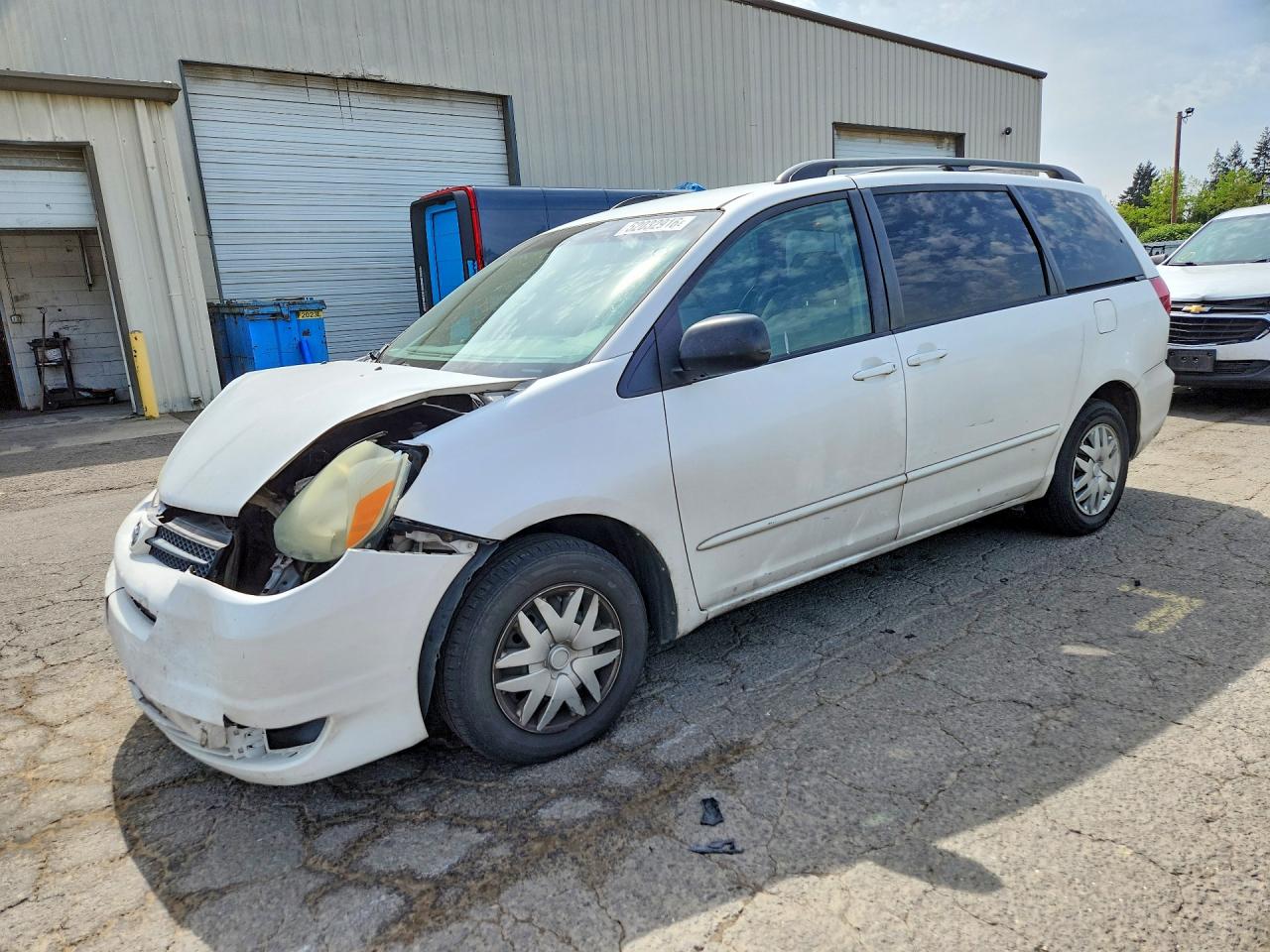 2004 TOYOTA SIENNA
