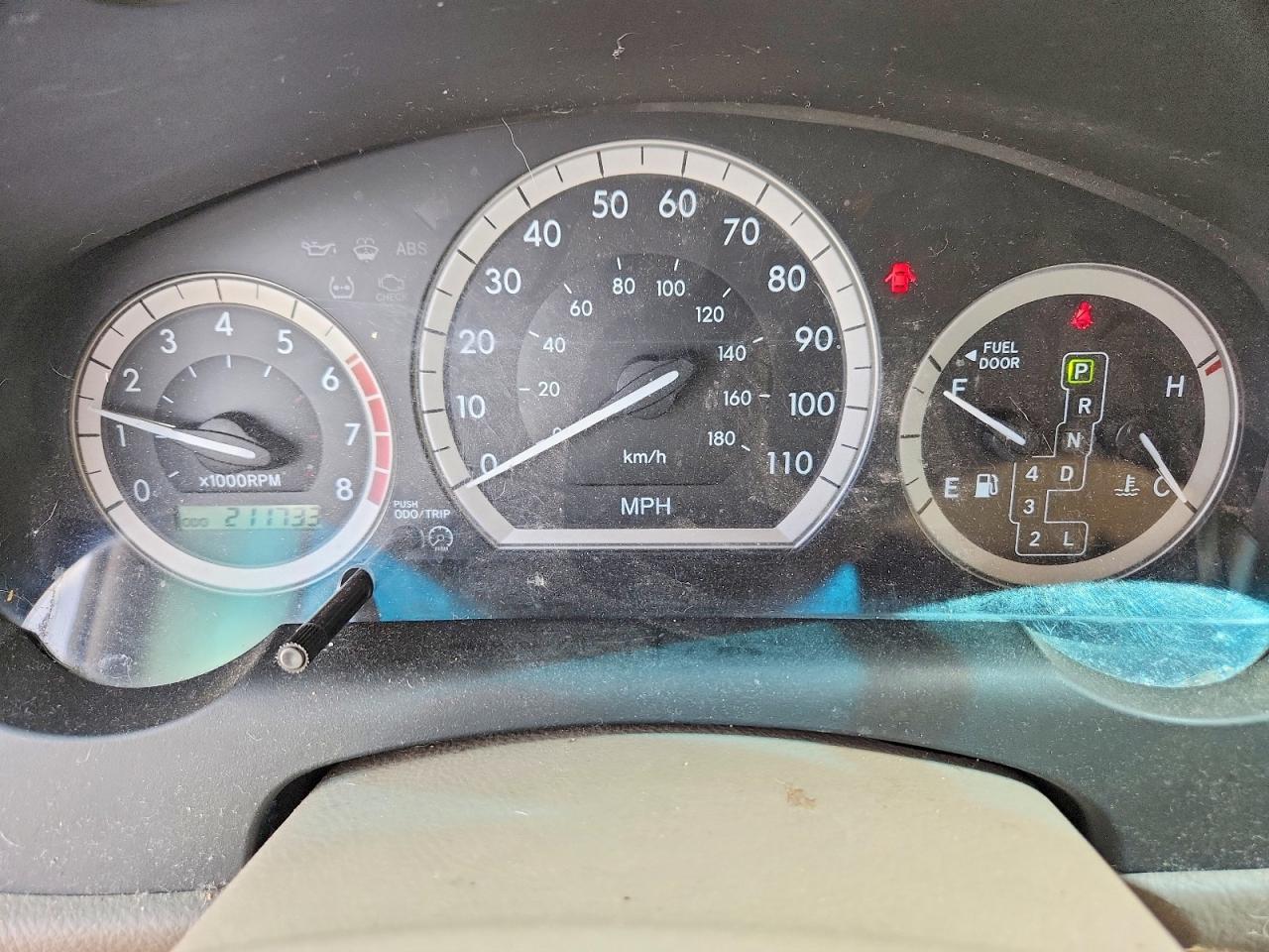2004 TOYOTA SIENNA LE 8 PASSENGER photo 17
