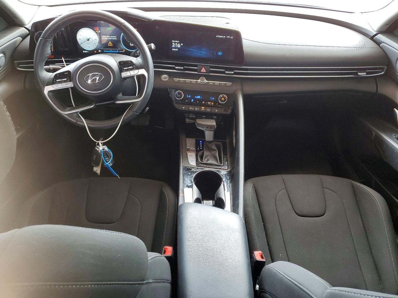 2023 HYUNDAI ELANTRA SEL photo 15