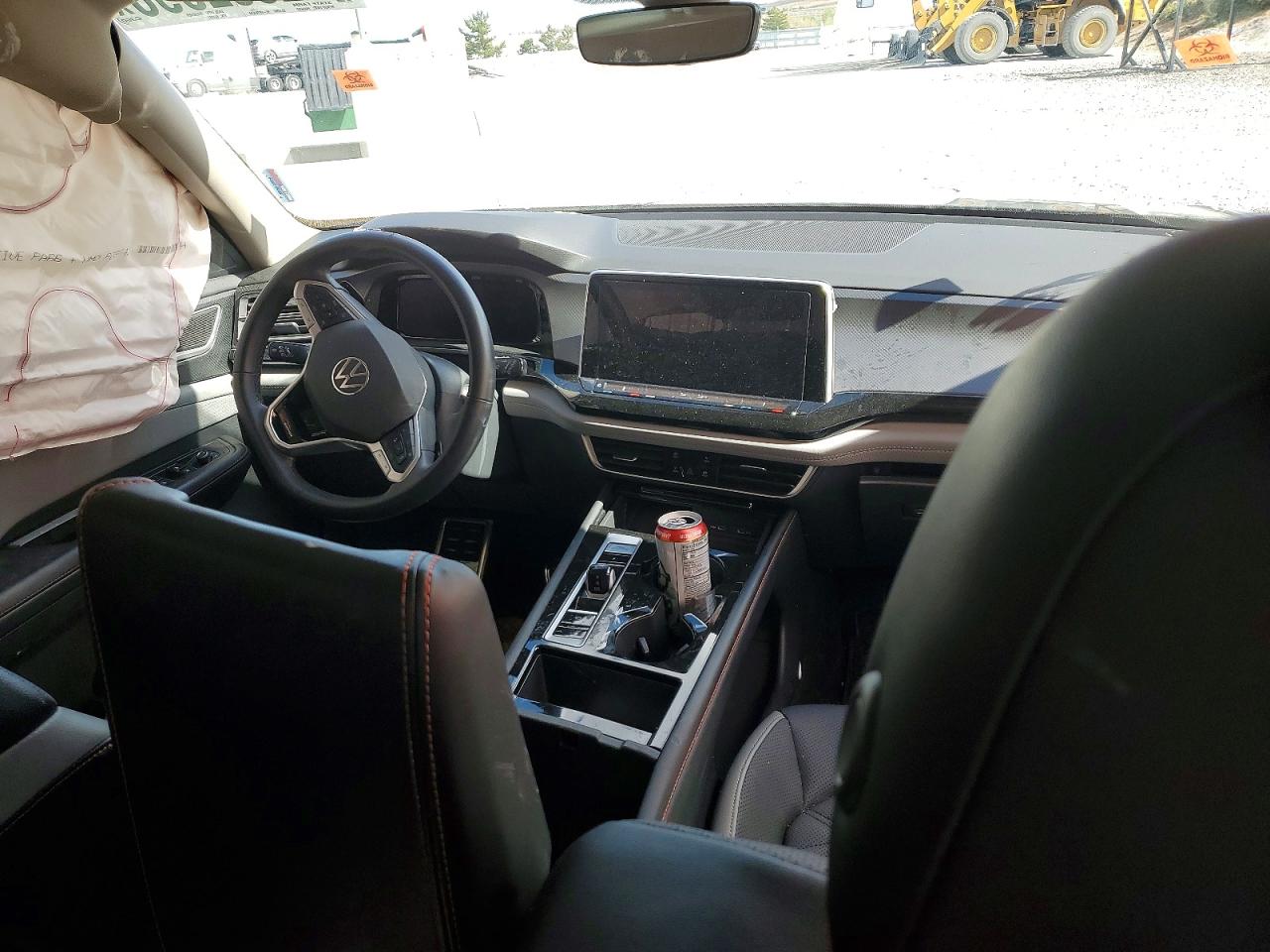 2024 VOLKSWAGEN ATLAS PEAK EDITION SE photo 15