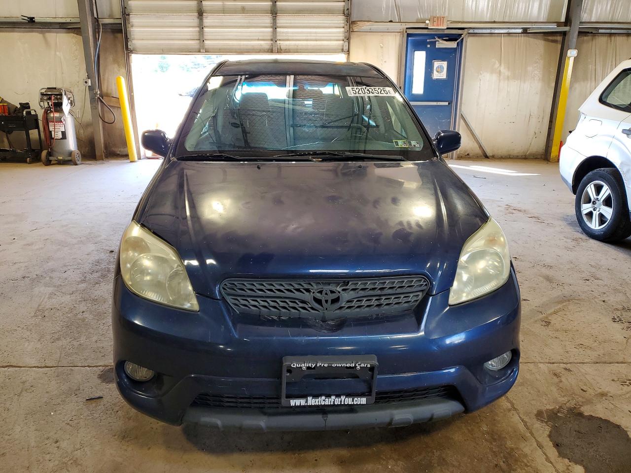 2005 TOYOTA COROLLA MATRIX XR photo 13
