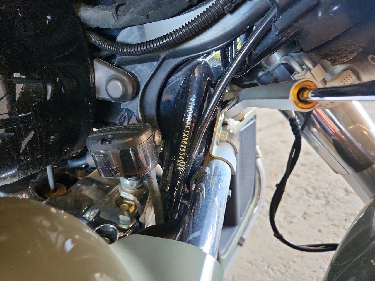 2021 HARLEY-DAVIDSON FLHTCUTG photo 15